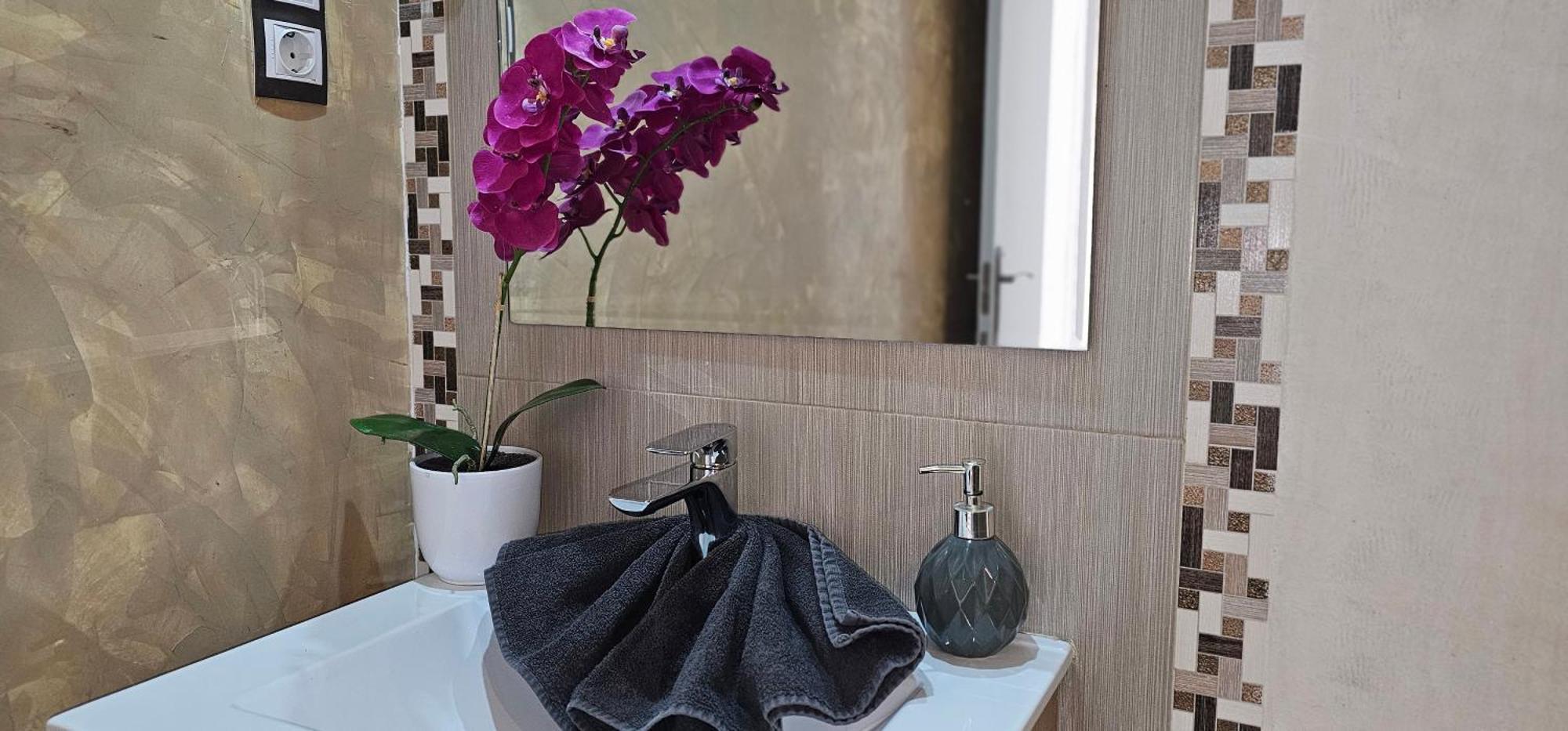 Namaste Modern Elegance City Center Apartment By Namaste Elite Τορρεμολίνος Εξωτερικό φωτογραφία