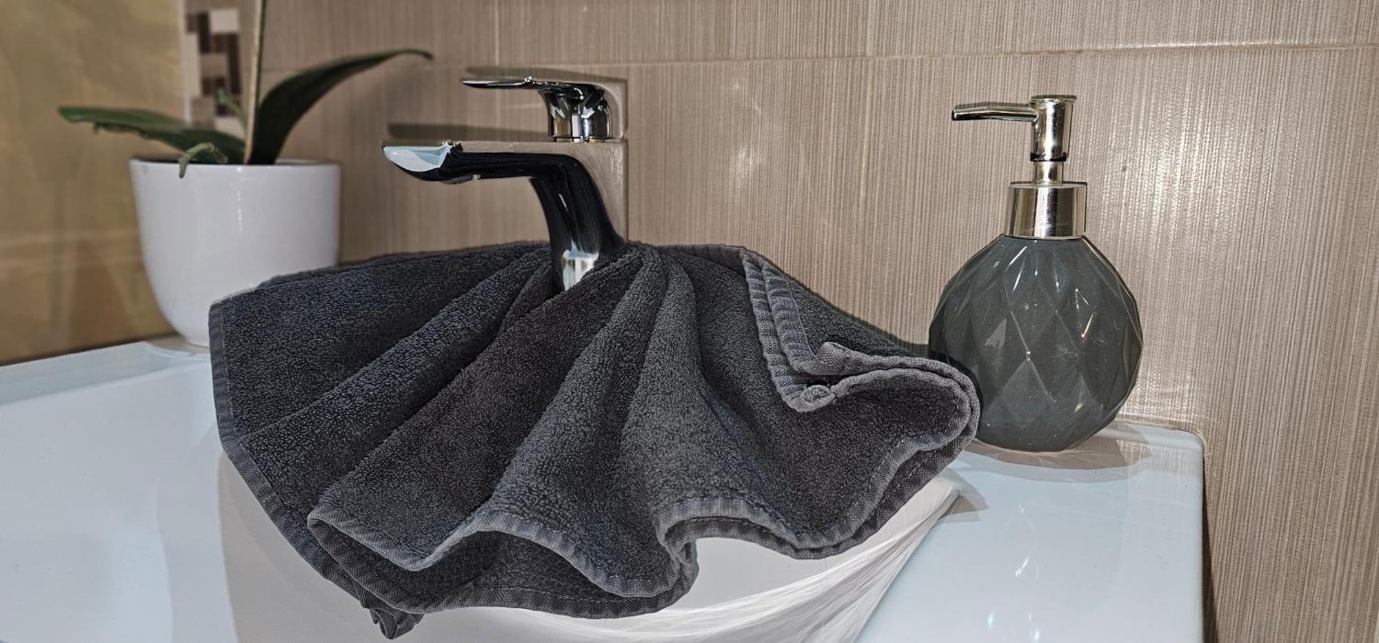 Namaste Modern Elegance City Center Apartment By Namaste Elite Τορρεμολίνος Εξωτερικό φωτογραφία