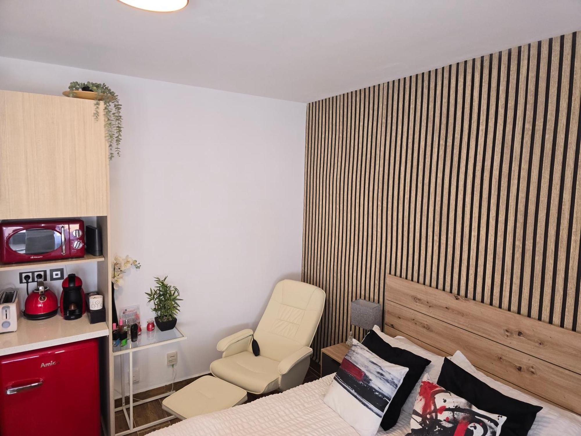 Namaste Modern Elegance City Center Apartment By Namaste Elite Τορρεμολίνος Εξωτερικό φωτογραφία